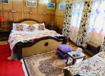 Deluxe Room Double